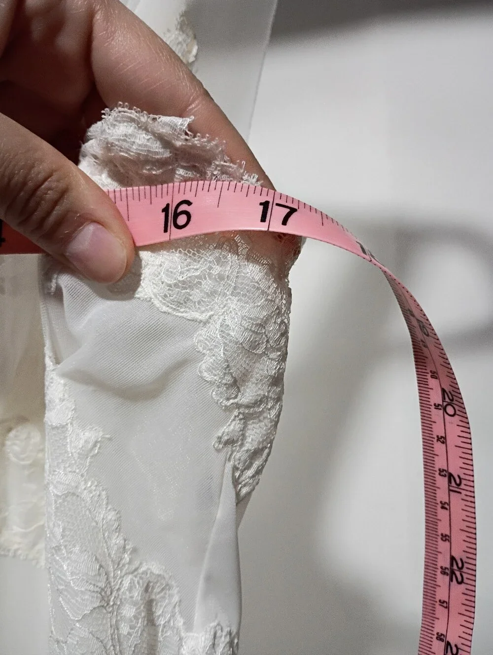 Vintage White Lace Nightgown - Picture 6 of 9